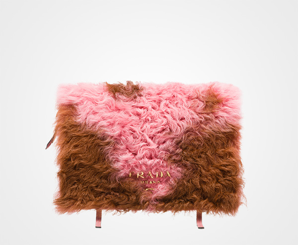 プラダ バッグ スーパーコピー shearling clutch 1BF064_2BOC_F0OR5_V_MOO